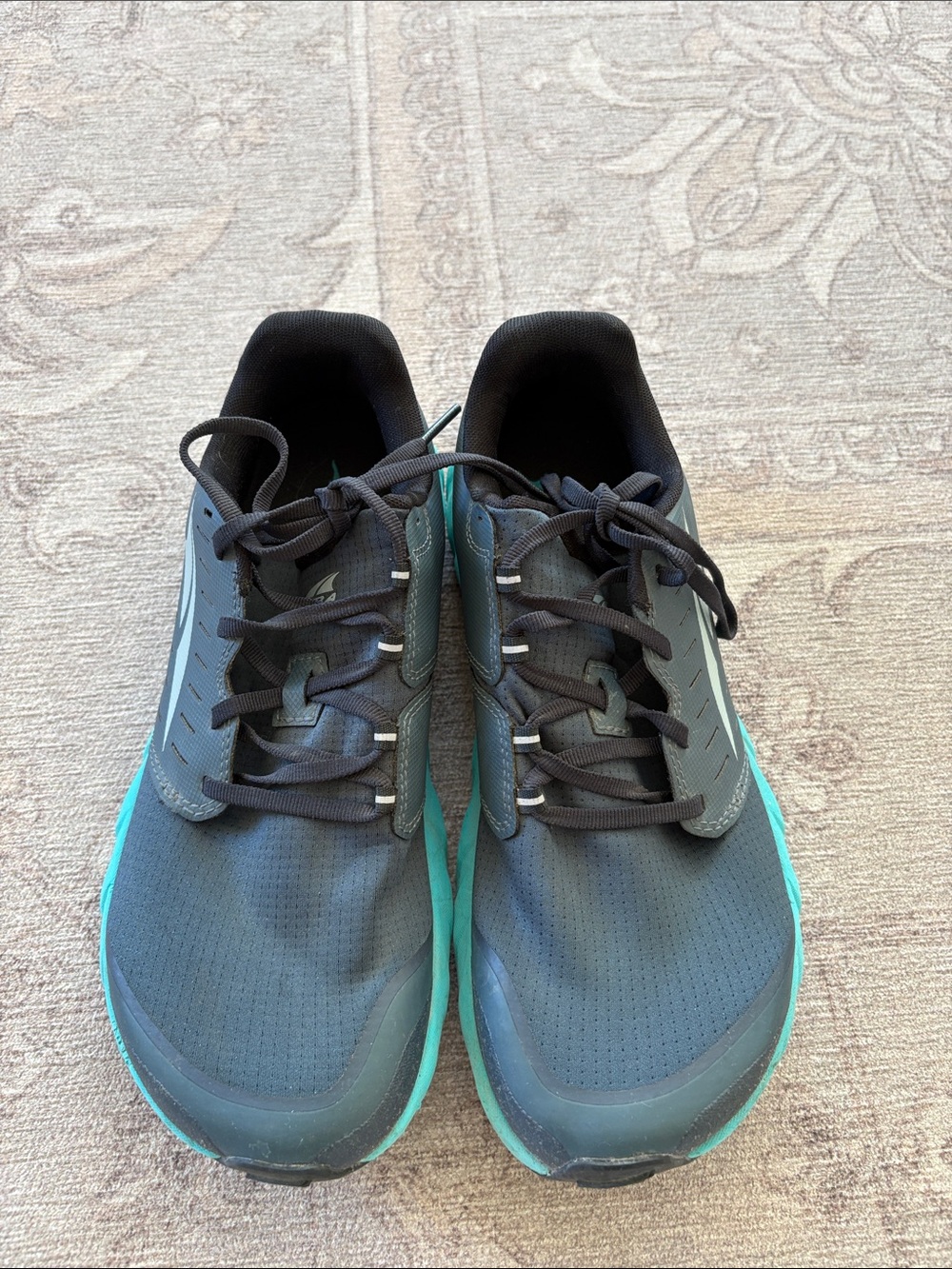 Altra Women's Superior 5 Shoes - Black and Teal
